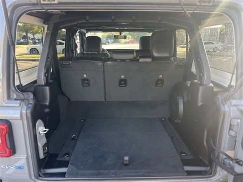 Used 2023 Jeep Wrangler Sahara w/ Cold Weather Group image 32