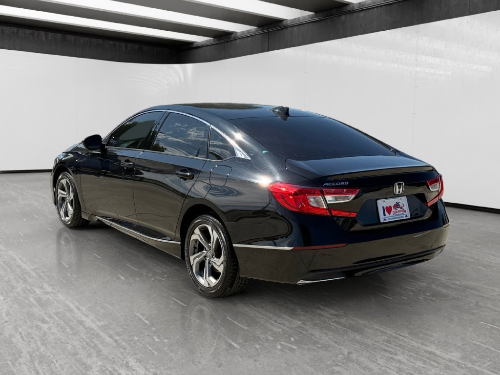 Used 2018 Honda Accord EX image 3