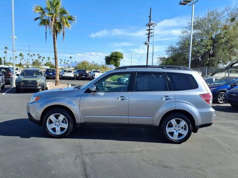 Used 2010 Subaru Forester 2.5X Premium image 14
