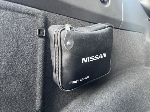 Used 2021 Nissan Rogue SV AWD/4WD image 37