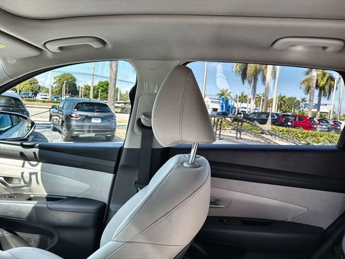 Used 2025 Hyundai Tucson SEL image 12