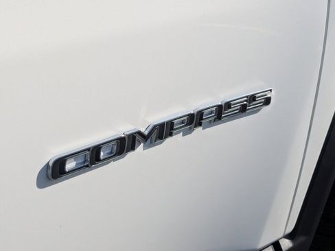 Used 2017 Jeep Compass Latitude w/ Popular Equipment Group image 35