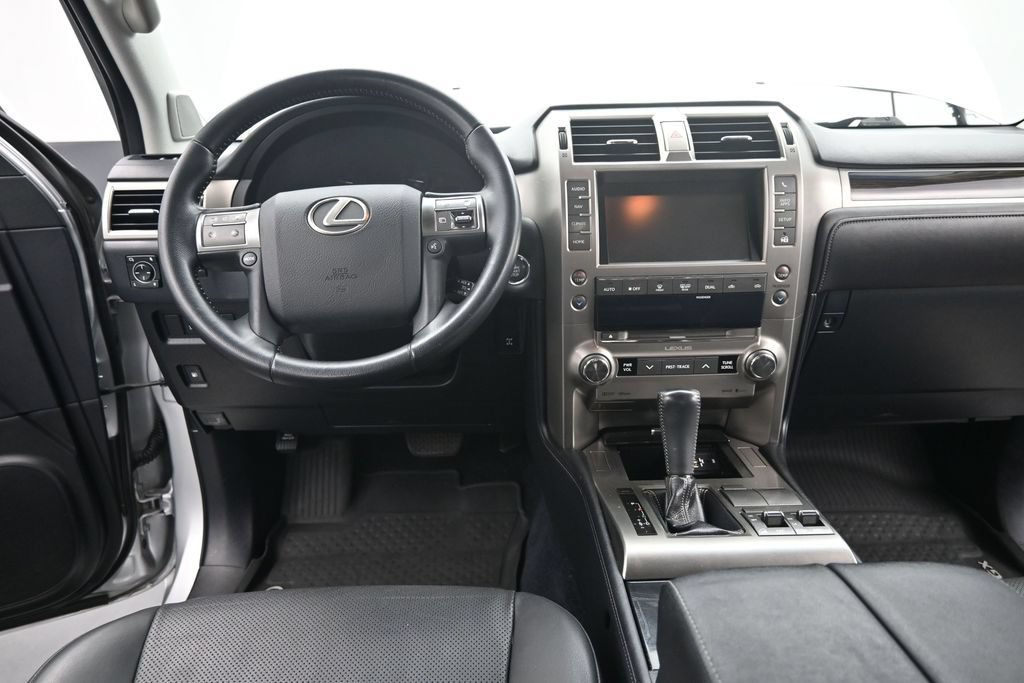 Used 2017 Lexus GX 460 w/ Navigation Package AWD/4WD image 27