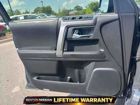 Used 2024 Toyota 4Runner TRD Sport w/ Technology Package AWD/4WD image 12