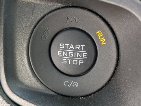 Used 2026 Jeep Wrangler Sport AWD/4WD image 29