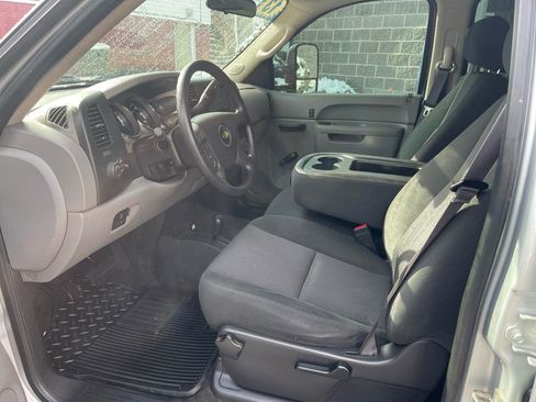 Used 2013 Chevrolet Silverado 3500 W/T w/ Snow Plow Prep Package image 17
