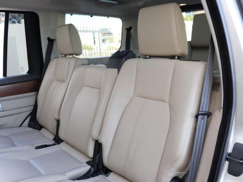 Used 2016 Land Rover LR4 HSE image 22