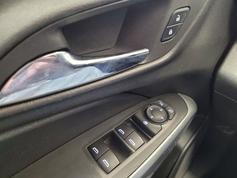 Used 2024 Chevrolet Trax LS FWD image 25