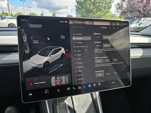 Used 2026 Tesla Model Y 2WD image 31