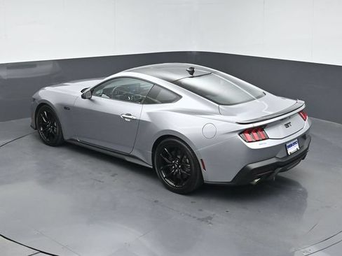 Used 2025 Ford Mustang GT Premium RWD image 39