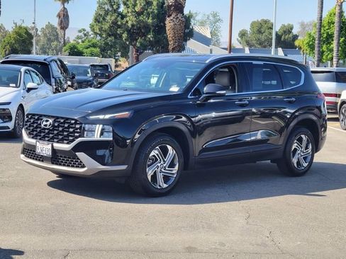 Used 2023 Hyundai Santa Fe SEL FWD image 2
