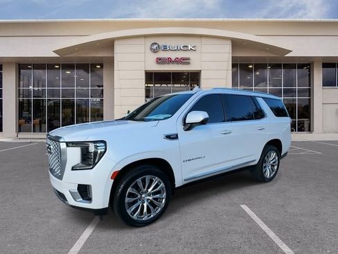 Certified 2022 GMC Yukon Denali image 6