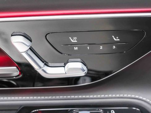 Used 2025 Mercedes-Benz AMG GT 43 image 23