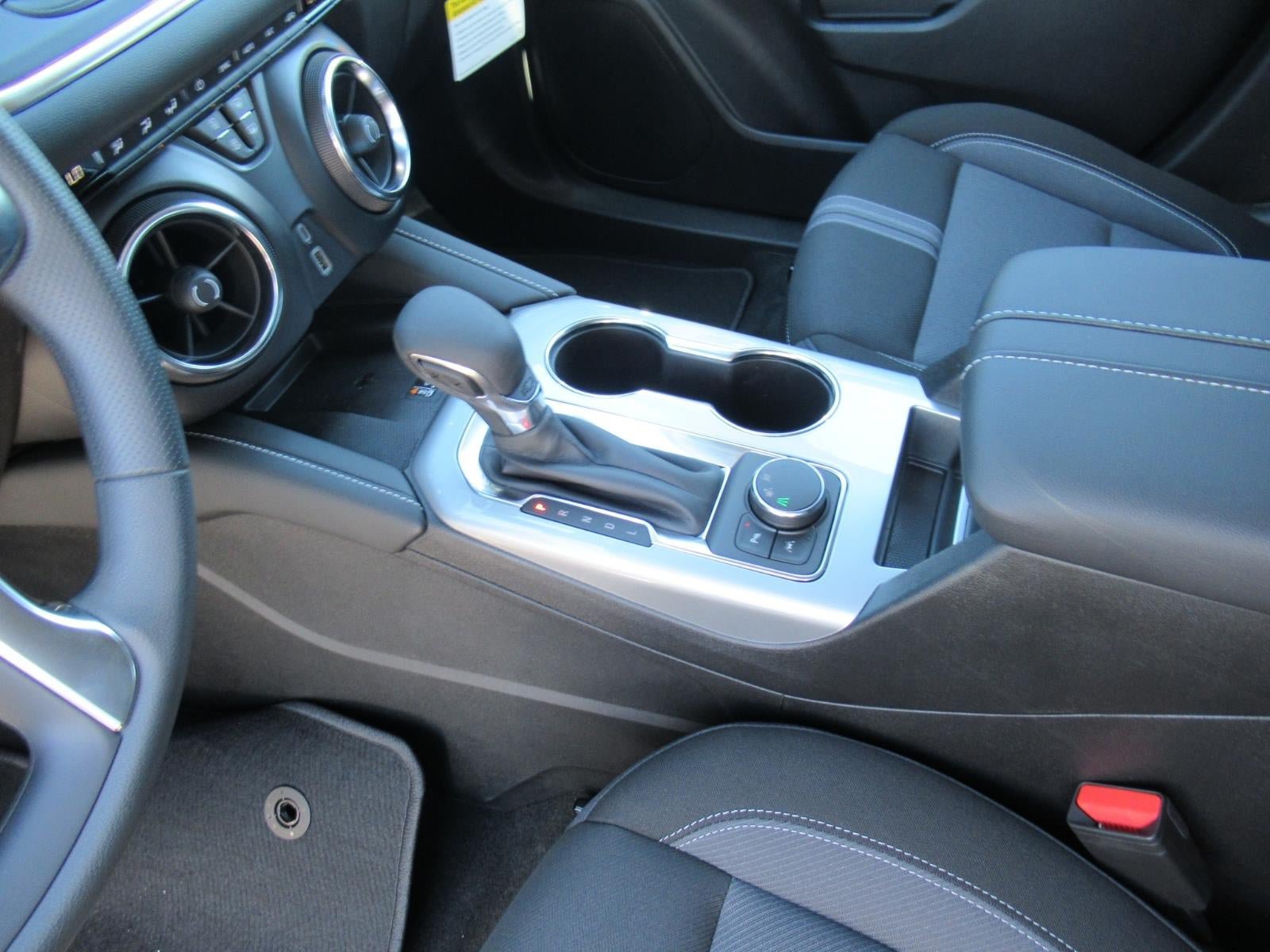 New 2026 Chevrolet Blazer LT w/ Convenience Package FWD image 18