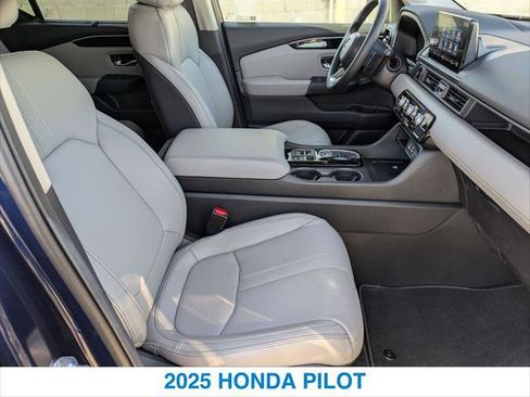 Certified 2025 Honda Pilot EX-L image 25