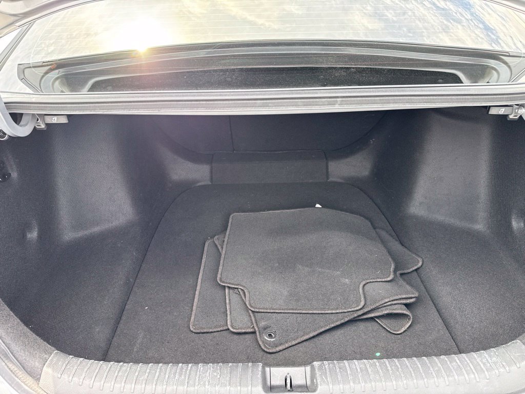 Used 2024 Honda Accord EX image 9