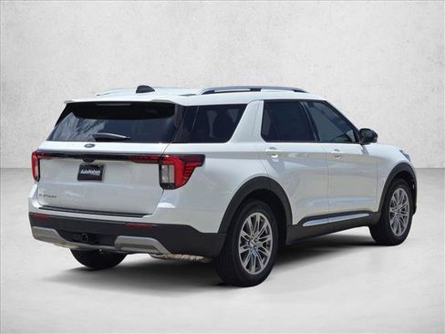 New 2026 Ford Explorer Platinum RWD image 2