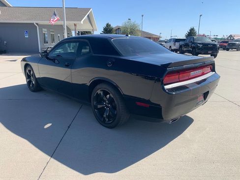 Used 2013 Dodge Challenger R/T w/ Blacktop Pkg RWD image 7