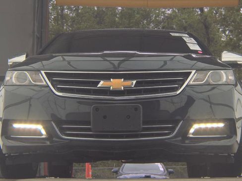 Used 2019 Chevrolet Impala Premier FWD image 20