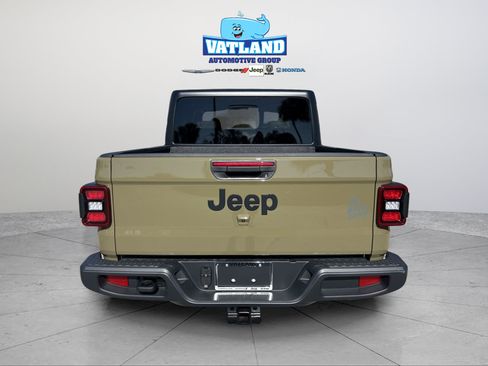 New 2026 Jeep Gladiator Willys AWD/4WD image 4