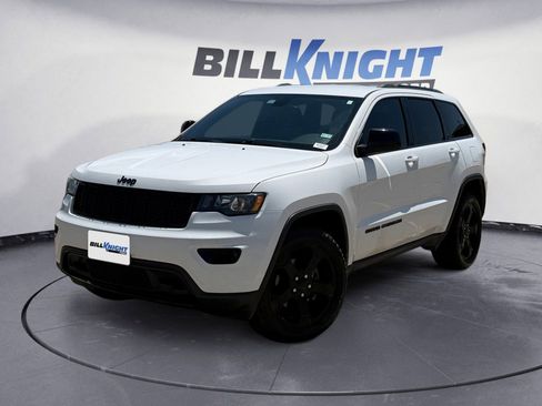 Used 2019 Jeep Grand Cherokee Laredo AWD/4WD image 1