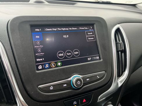 Used 2022 Chevrolet Equinox LT FWD image 16