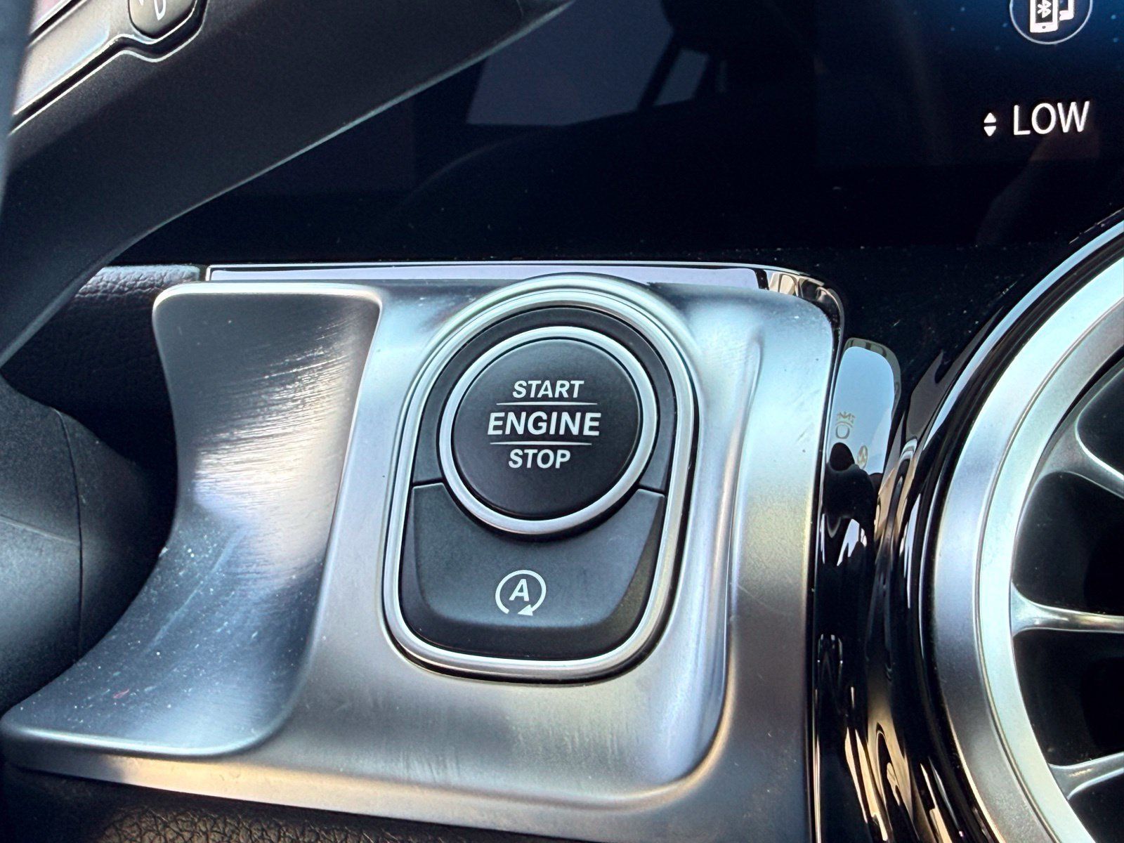 Used 2023 Mercedes-Benz GLB 250 image 38