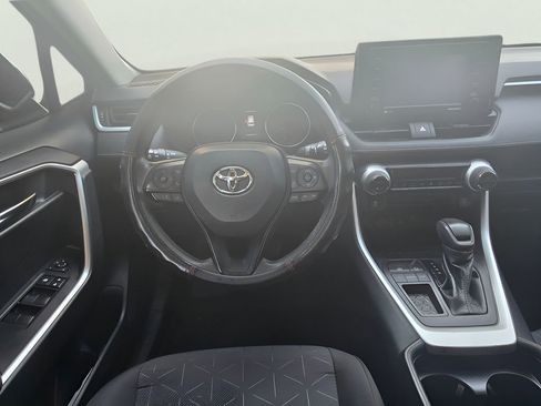 Used 2021 Toyota RAV4 XLE image 20