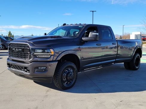 Used 2023 RAM 3500 Limited image 4