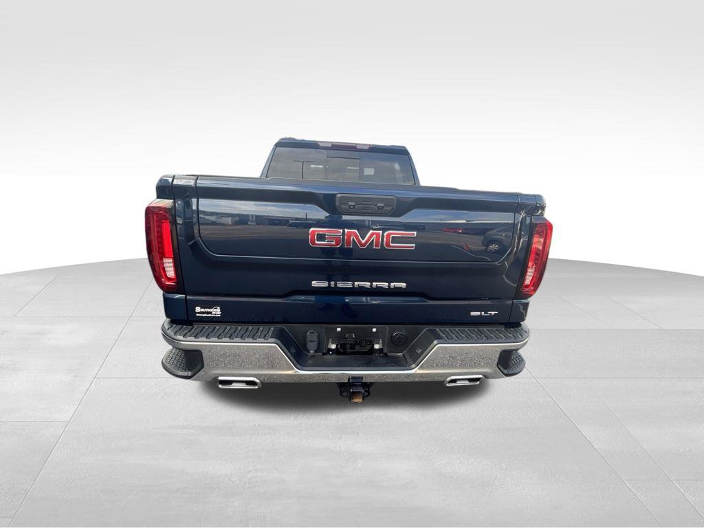Used 2023 GMC Sierra 1500 SLT w/ SLT Premium Package AWD/4WD image 4