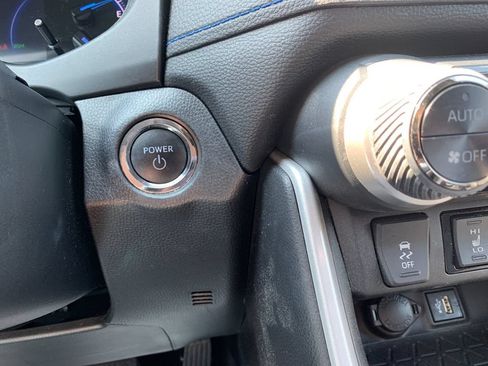 Used 2024 Toyota RAV4 XSE w/ Weather Package AWD/4WD image 24