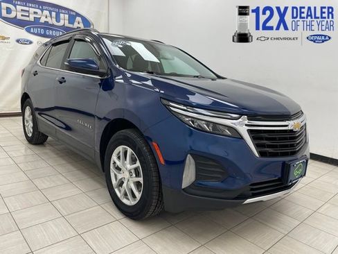Certified 2022 Chevrolet Equinox LT AWD/4WD image 1