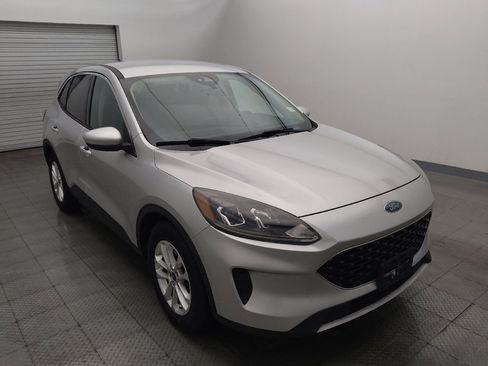 Used 2020 Ford Escape SE FWD image 13