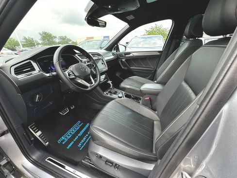Certified 2024 Volkswagen Tiguan SE R-Line AWD/4WD image 10