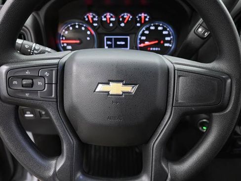 Used 2025 Chevrolet Silverado 2500 Custom w/ Custom Value Package image 10