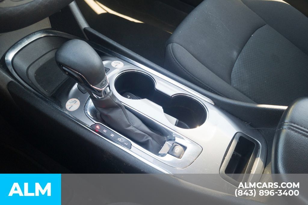 Used 2024 Chevrolet Malibu LT FWD image 10