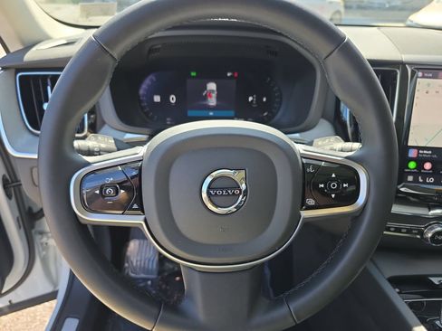Used 2025 Volvo XC60 B5 Plus AWD/4WD image 26