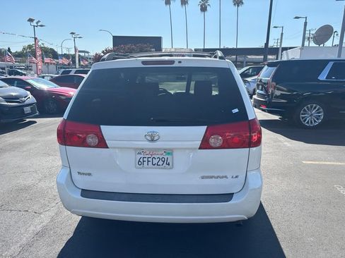 Used 2008 Toyota Sienna LE FWD image 5