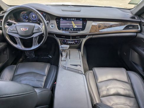 Used 2018 Cadillac CT6 Premium Luxury image 2