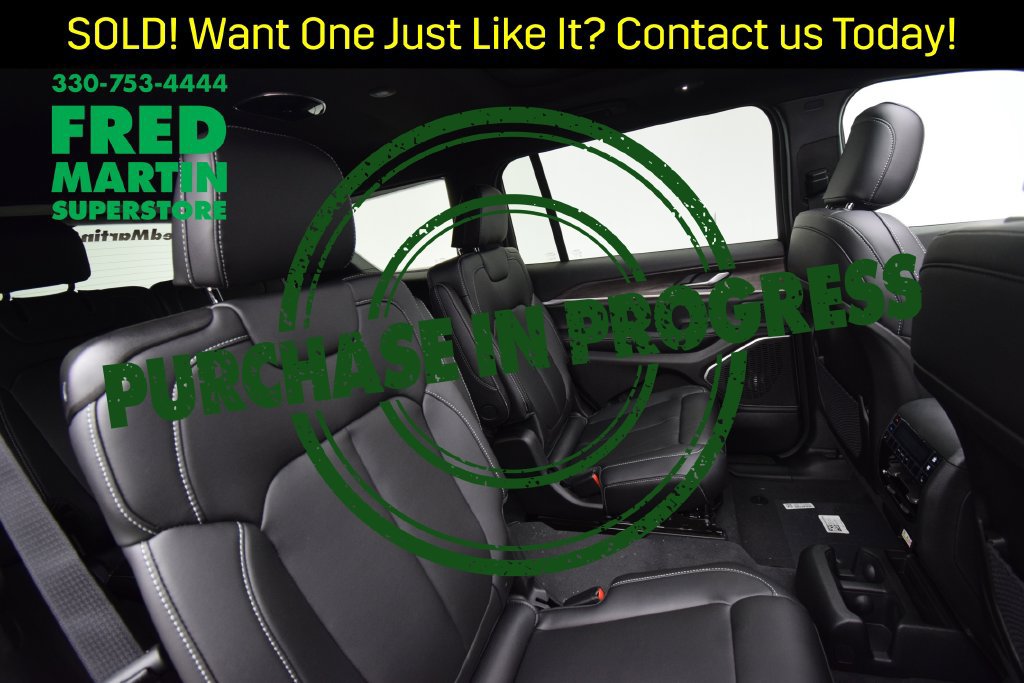 New 2026 Jeep Grand Cherokee L Limited w/ Limited Altitude Package AWD/4WD image 15