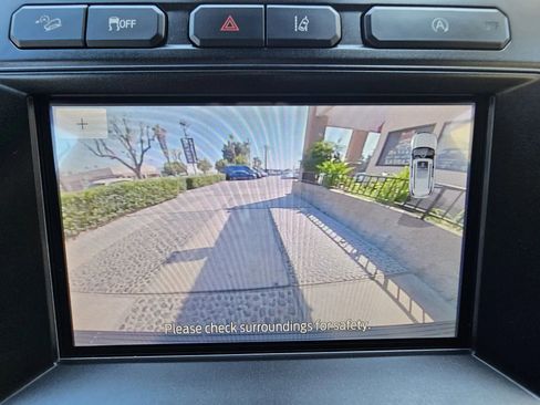 Used 2020 Ford Expedition XLT image 30