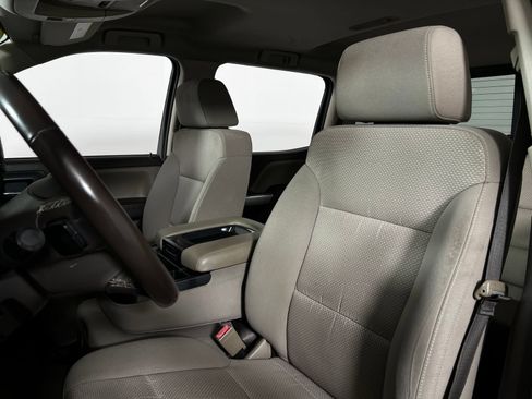 Used 2018 Chevrolet Silverado 1500 LT AWD/4WD image 13