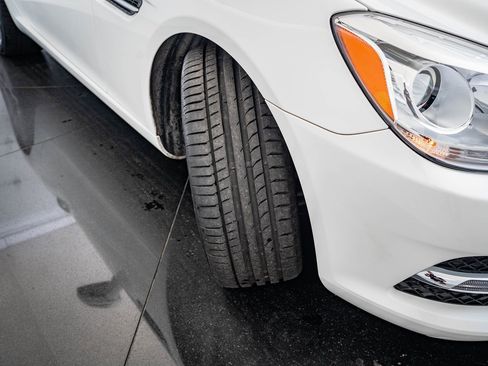 Used 2015 Mercedes-Benz SLK 250 image 39