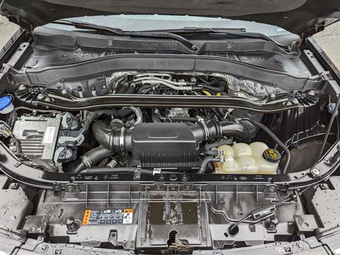 Used 2020 Ford Explorer ST image 44