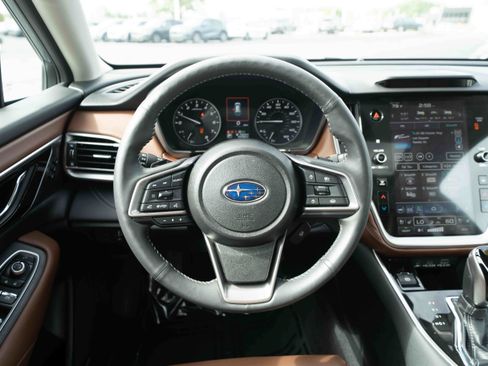 Used 2025 Subaru Outback Touring XT AWD/4WD image 21