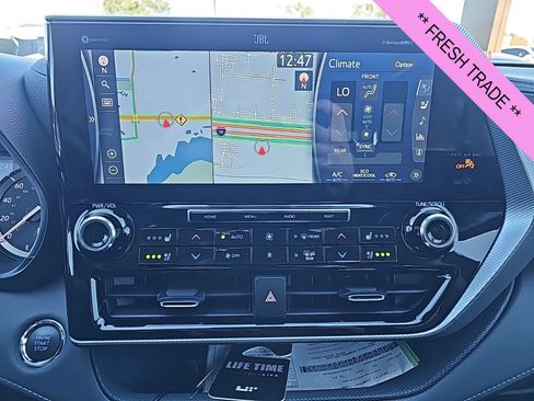 Used 2022 Toyota Highlander Platinum image 8