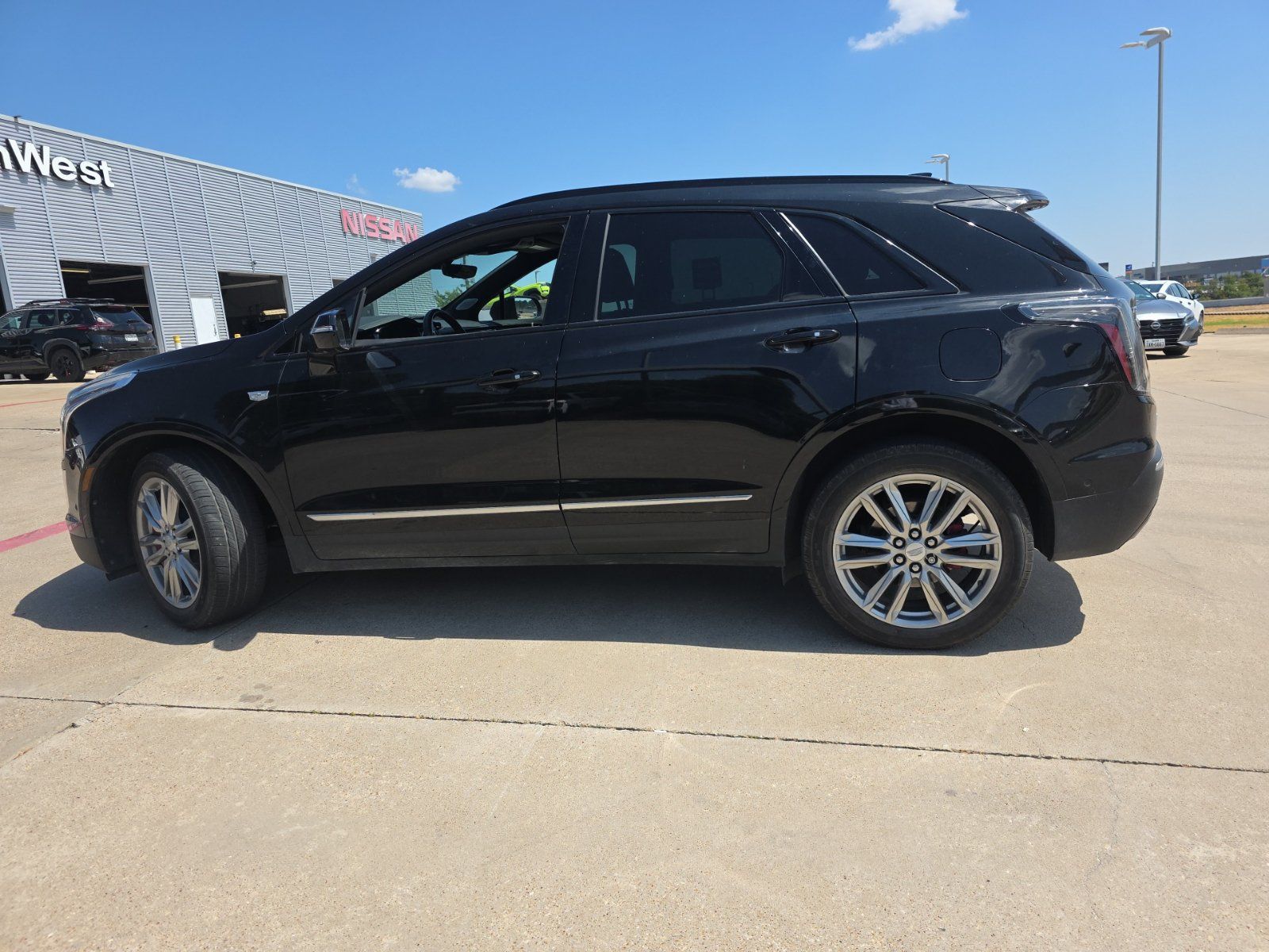 Used 2023 Cadillac XT5 Sportv w/ Technology Package AWD/4WD image 5