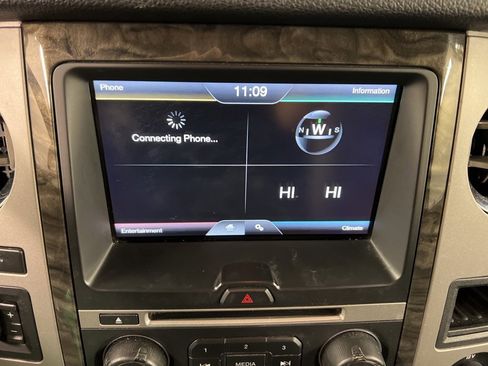 Used 2015 Ford Expedition Limited image 9