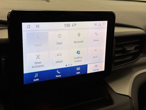 Used 2020 Ford Explorer XLT w/ Comfort Package image 26