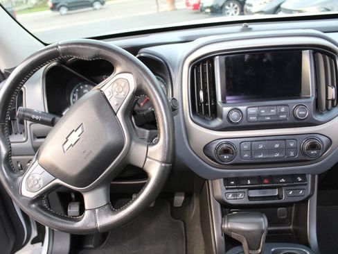 Used 2016 Chevrolet Colorado Z71 image 14